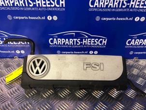 Gebruikte Afdekplaat motor Volkswagen Passat Variant (3C5) 2.0 FSI 16V Prijs € 40,00 Margeregeling aangeboden door Carparts Heesch