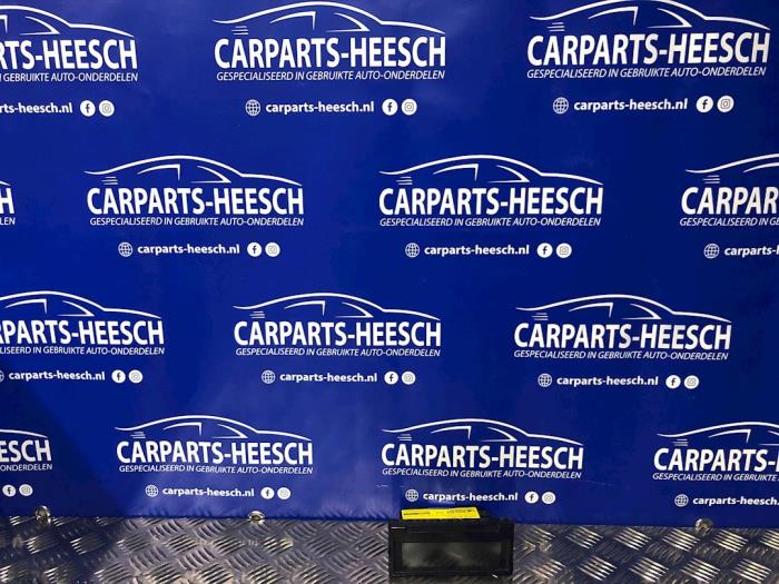 Gebruikte Display Interieur Volvo V50 Prijs € 25,00 Margeregeling aangeboden door Carparts Heesch