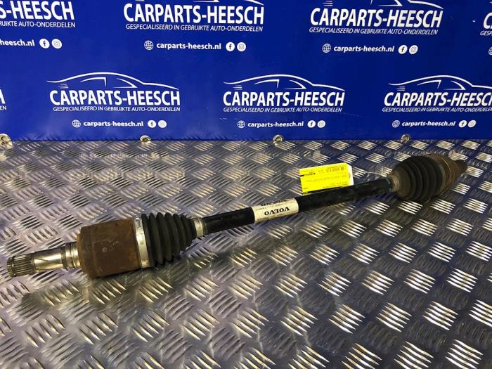 Gebruikte Steekas rechts-achter Volvo XC70 (BZ) 2.4 D5 20V 205 AWD Prijs € 100,00 Margeregeling aangeboden door Carparts Heesch