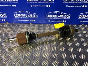 Gebruikte Cardanas links-voor (VWA) Ford Mondeo IV 2.0 16V Prijs € 35,00 Margeregeling aangeboden door Carparts Heesch