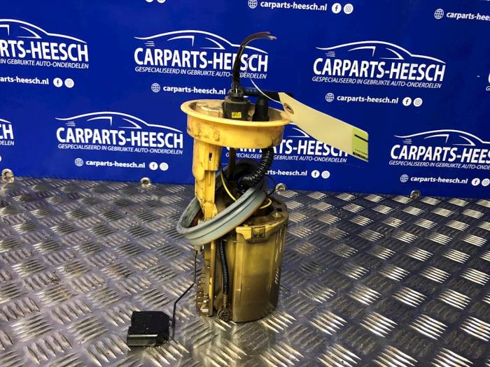 Gebruikte Tank element Pomp Volkswagen Transporter Prijs € 40,00 Margeregeling aangeboden door Carparts Heesch