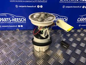 Gebruikte Brandstofpomp Elektrisch Volvo V50 (MW) Prijs € 40,00 Margeregeling aangeboden door Carparts Heesch