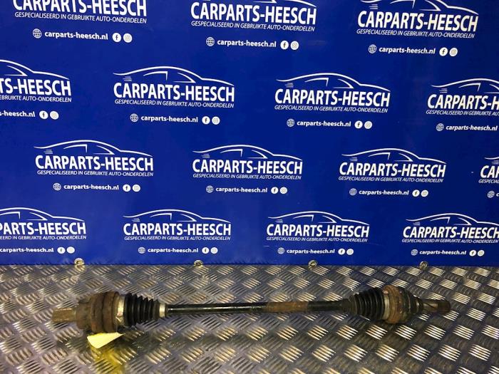 Gebruikte Steekas rechts-achter Volvo V70 (SW) 2.4 T 20V Prijs € 65,00 Margeregeling aangeboden door Carparts Heesch