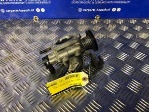 Gebruikte Gasklephuis Kia Cee'd (EDB5) 1.4 CVVT 16V Prijs € 100,00 Margeregeling aangeboden door Carparts Heesch