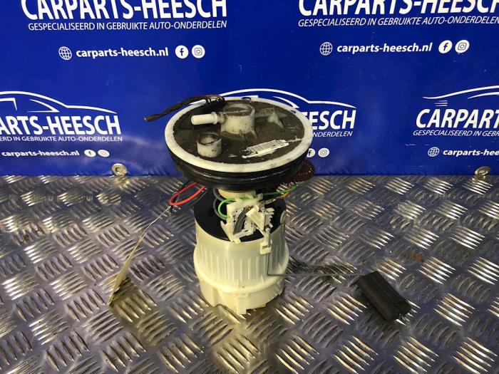Gebruikte Tank element Pomp Ford C-Max (DM2) 1.8 16V Prijs € 40,00 Margeregeling aangeboden door Carparts Heesch