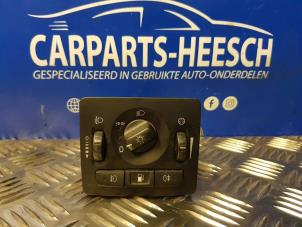 Gebruikte Schakelaar Licht Volvo S40 Prijs € 21,00 Margeregeling aangeboden door Carparts Heesch