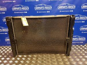 Gebruikte Radiateur BMW 3 serie (E92) 320i 16V Prijs € 60,00 Margeregeling aangeboden door Carparts Heesch