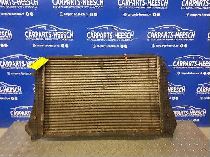 Gebruikte Intercooler Volkswagen Golf V (1K1) 1.9 TDI Prijs € 40,00 Margeregeling aangeboden door Carparts Heesch