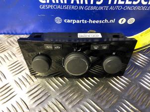 Gebruikte Chaufage Bedieningspaneel Opel Zafira (M75) 2.2 16V Direct Ecotec Prijs € 21,00 Margeregeling aangeboden door Carparts Heesch