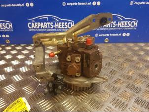 Gebruikte Hogedrukpomp Volvo V50 (MW) Prijs € 125,00 Margeregeling aangeboden door Carparts Heesch