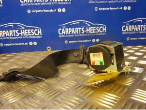 Gebruikte Veiligheidsgordel rechts-achter Opel Corsa Prijs € 42,00 Margeregeling aangeboden door Carparts Heesch