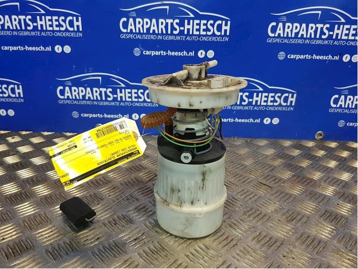 Gebruikte Tank element Pomp Volvo C30 Prijs € 40,00 Margeregeling aangeboden door Carparts Heesch
