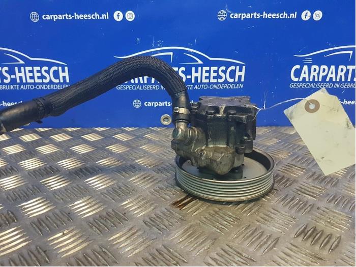 Gebruikte Servopomp Audi A4 Avant (B7) 2.5 TDI V6 24V Prijs € 50,00 Margeregeling aangeboden door Carparts Heesch
