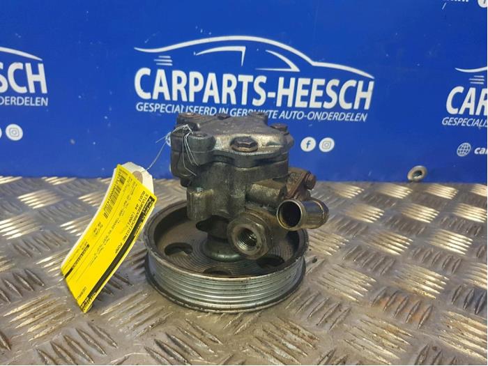 Gebruikte Servopomp Audi A4 Prijs € 50,00 Margeregeling aangeboden door Carparts Heesch