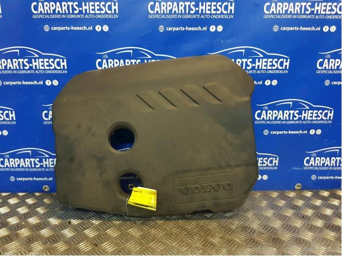 Gebruikte Afdekplaat motor Volvo V60 I (FW/GW) 1.6 DRIVe Prijs € 30,00 Margeregeling aangeboden door Carparts Heesch