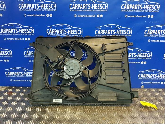 Gebruikte Radiateurfan Volvo V60 I (FW/GW) 1.6 DRIVe Prijs € 50,00 Margeregeling aangeboden door Carparts Heesch