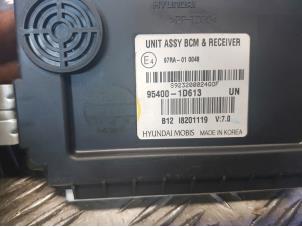 Bodycontrol Module van een Kia Carens III (FG) 2.0i CVVT 16V 2009
