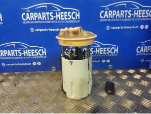 Gebruikte Tank element Pomp Volvo C30 (EK/MK) 2.0 D3 20V Prijs € 40,00 Margeregeling aangeboden door Carparts Heesch