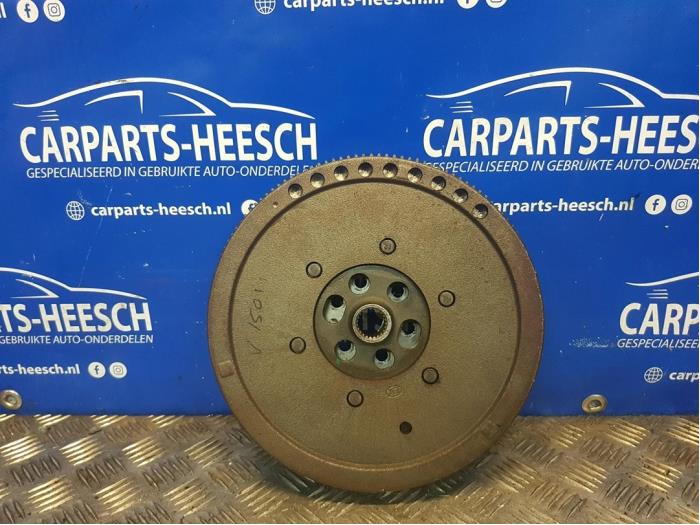 Dubbele massa vliegwiel van een Audi A4 Cabrio (B7) 1.8 T 20V 2006