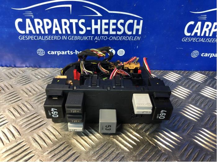 Gebruikte Computer Body Control Volkswagen Passat Variant (3C5) 2.0 FSI 16V Prijs € 100,00 Margeregeling aangeboden door Carparts Heesch