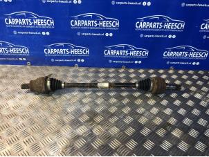 Gebruikte Aandrijfas rechts-achter Volvo XC70 (SZ) XC70 2.4 D5 20V Prijs € 50,00 Margeregeling aangeboden door Carparts Heesch