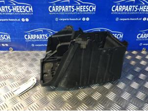 Gebruikte Accubak Volvo V70 (BW) 2.0 D3 20V Prijs € 20,00 Margeregeling aangeboden door Carparts Heesch