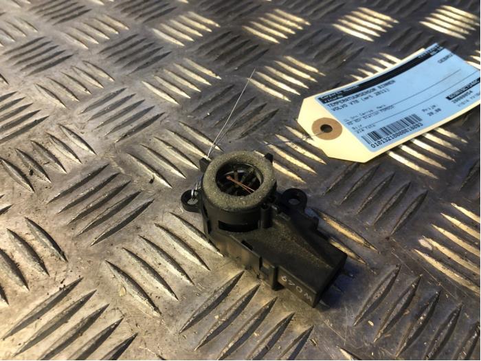 Temperatuursensor binnen van een Volvo V70 (BW) 2.0 D3 20V 2011