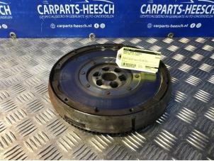 Gebruikte Vliegwiel dubbele massa Volvo S40 (MS) 1.6 D 16V Prijs € 100,00 Margeregeling aangeboden door Carparts Heesch