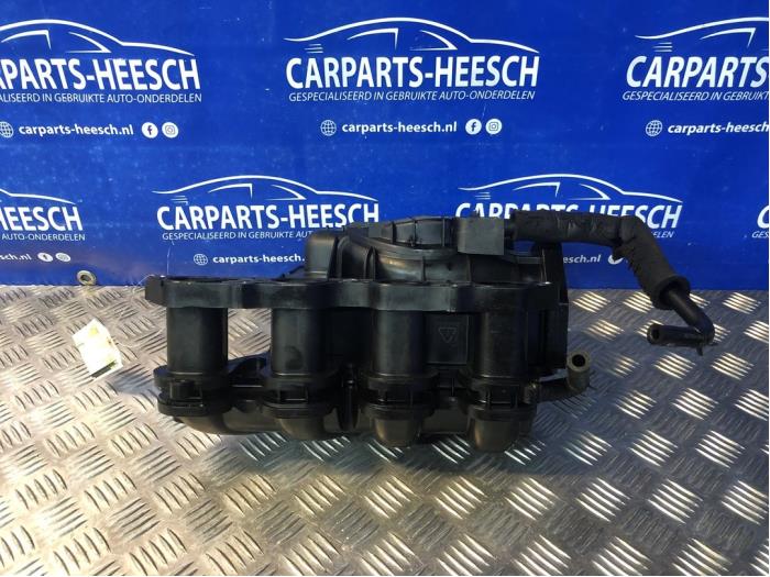 Gebruikte Spruitstuk Inlaat Kia Cee'd (EDB5) 1.4 CVVT 16V Prijs € 60,00 Margeregeling aangeboden door Carparts Heesch