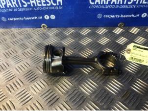 Gebruikte Zuiger Renault Captur Prijs € 60,00 Margeregeling aangeboden door Carparts Heesch