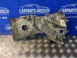 Gebruikte Distributiedeksel Renault Captur Prijs € 75,00 Margeregeling aangeboden door Carparts Heesch