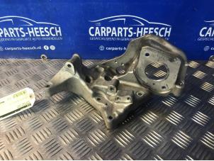 Gebruikte Dynamosteun boven Volvo XC60 Prijs € 52,50 Margeregeling aangeboden door Carparts Heesch