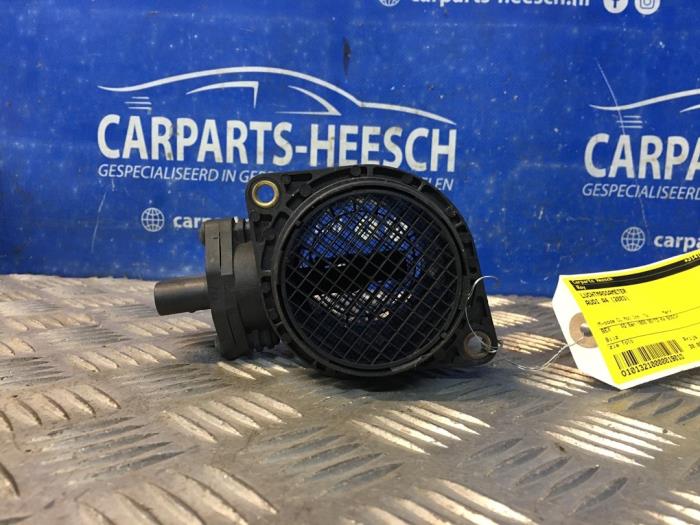 Gebruikte Luchtmassameter Audi A4 Prijs € 20,00 Margeregeling aangeboden door Carparts Heesch