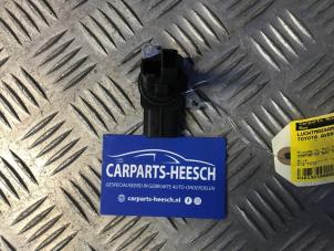 Gebruikte Luchtmassameter Toyota Avensis Prijs € 20,00 Margeregeling aangeboden door Carparts Heesch