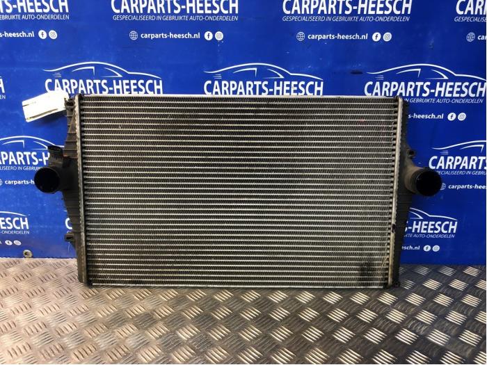 Gebruikte Intercooler Volvo XC70 (SZ) XC70 2.4 D5 20V Prijs € 60,00 Margeregeling aangeboden door Carparts Heesch