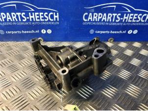 Gebruikte Oliepomp Volvo S40 (MS) 1.6 D 16V Prijs € 50,00 Margeregeling aangeboden door Carparts Heesch
