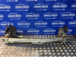 Gebruikte Bumperbalk voor Mazda 5 (CR19) 1.8i 16V Prijs € 50,00 Margeregeling aangeboden door Carparts Heesch