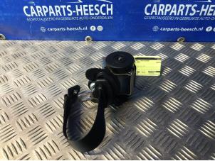 Gebruikte Veiligheidsgordel links-achter Mini Mini (R56) 1.4 16V One Prijs € 42,00 Margeregeling aangeboden door Carparts Heesch