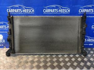 Gebruikte Radiateur Ford Focus 2 C+C 2.0 16V Prijs € 40,00 Margeregeling aangeboden door Carparts Heesch
