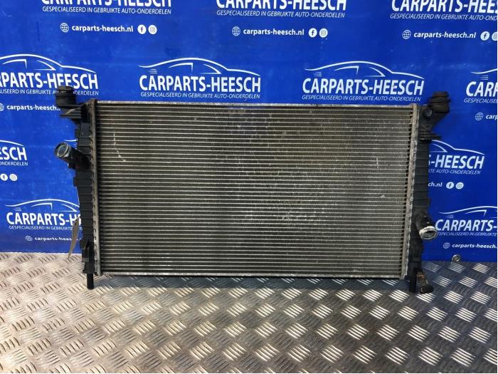 Gebruikte Radiateur Volvo S40 (MS) 1.8 16V Prijs € 50,00 Margeregeling aangeboden door Carparts Heesch