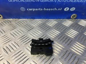 Gebruikte Stuurhoek sensor Volkswagen Eos (1F7/F8) 2.0 TDI DPF Prijs € 15,75 Margeregeling aangeboden door Carparts Heesch