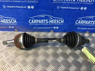 Gebruikte Aandrijfas links-voor Volvo S60 II (FS) 2.0 D3 20V Prijs € 73,50 Margeregeling aangeboden door Carparts Heesch