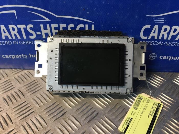 Gebruikte Display Interieur Volvo S60 II (FS) 2.0 D3 20V Prijs € 100,00 Margeregeling aangeboden door Carparts Heesch