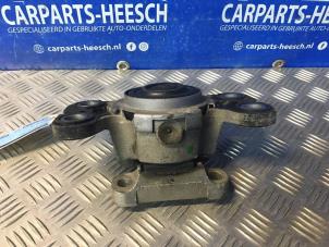 Gebruikte Motorsteun Volvo V70 (BW) 2.4 D 20V Prijs € 30,00 Margeregeling aangeboden door Carparts Heesch