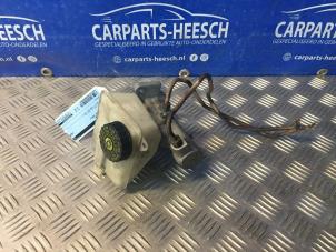 Gebruikte Hoofdremcilinder Volvo S80 (KV/P80JU) 2.4 20V 140 Bifuel LPG Prijs € 20,00 Margeregeling aangeboden door Carparts Heesch