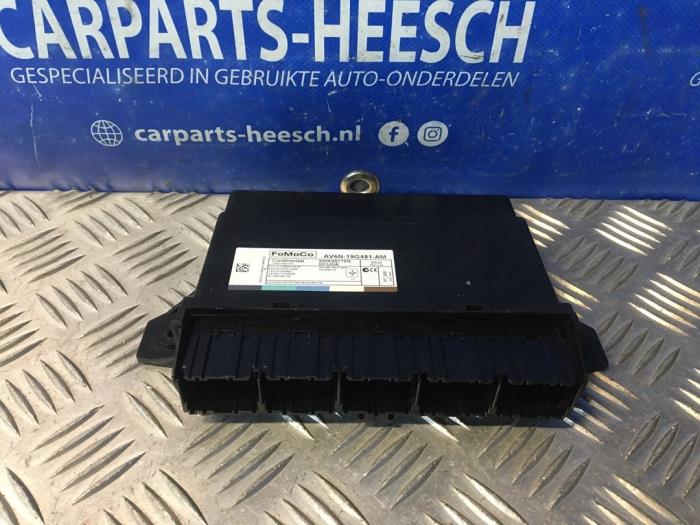 Gebruikte Module Bodycontrol Ford Focus 3 Wagon 1.0 Ti-VCT EcoBoost 12V 100 Prijs € 50,00 Margeregeling aangeboden door Carparts Heesch