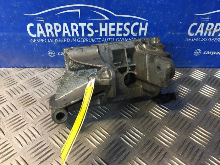 Gebruikte Motorrubber Volkswagen Transporter Prijs € 30,00 Margeregeling aangeboden door Carparts Heesch
