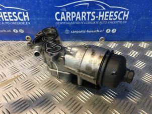 Gebruikte Oliefilterhuis Volvo S80 (AR/AS) 1.6 DRIVe Prijs € 45,00 Margeregeling aangeboden door Carparts Heesch