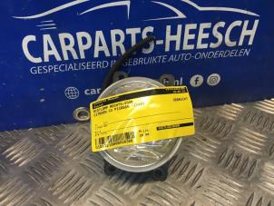 Gebruikte Mistlamp rechts-voor Citroen C3 Picasso Prijs € 21,00 Margeregeling aangeboden door Carparts Heesch
