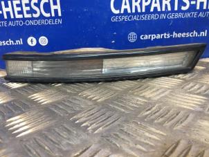 Gebruikte Pinker rechts Volkswagen Passat Prijs € 15,00 Margeregeling aangeboden door Carparts Heesch